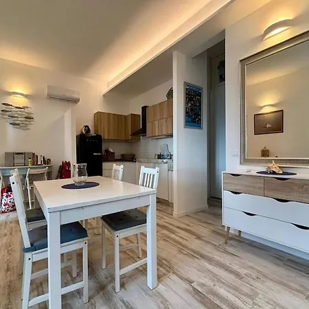 Διαμέρισμα Almar Esclusivo E *
