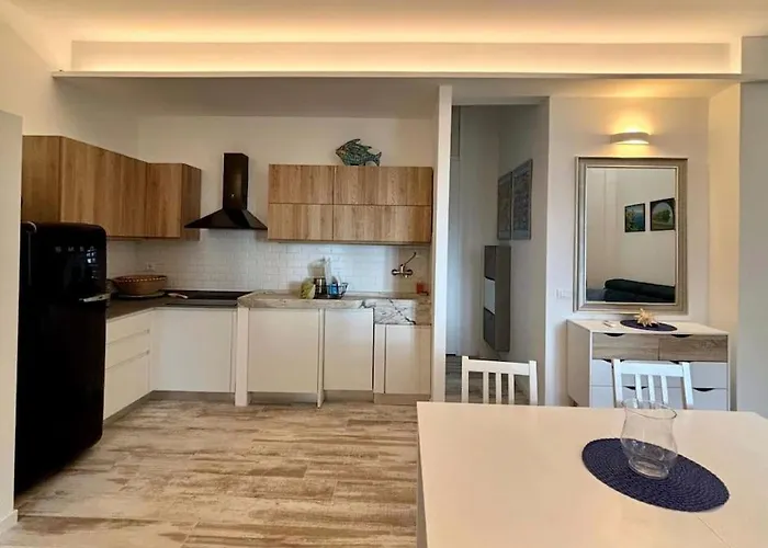 Almar Esclusivo E 公寓 *